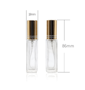 Venta al por mayor de 10ml de spray vacía <span class=keywords><strong>botella</strong></span> de perfume de vidrio cuadrado de lujo con perfume tapas de <span class=keywords><strong>botella</strong></span> para el cuidado personal - Product Image 1