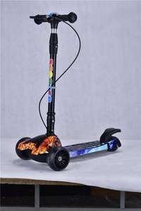 Fabrication de scooters en Chine <span class=keywords><strong>2022</strong></span>, vente en gros de scooters pour enfants / vélos à pousser, <span class=keywords><strong>scooter</strong></span> à <span class=keywords><strong>trois</strong></span> <span class=keywords><strong>roues</strong></span> pour enfants / <span class=keywords><strong>scooter</strong></span> à <span class=keywords><strong>trois</strong></span> <span class=keywords><strong>roues</strong></span> à vendre - Product Image 3