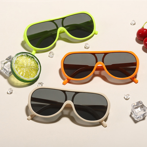 À la mode couleur bonbon fête enfants mode lunettes de soleil <span class=keywords><strong>2023</strong></span> enfants lunettes de soleil filles nuances pour filles garçons - Product Image 1