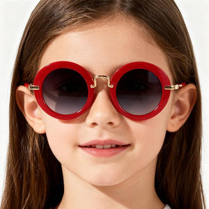 แว่นกันแดดเด็กทรงกลม K111 เลนส์ PC ป้องกันรังสียูวี 400 แฟชั่นสำหรับเด็กผู้ชายและเด็กผู้หญิง ป้องกันแสงแดดสำหรับการเดินทาง - Product Image 2