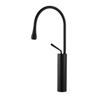 Robinet de lavabo moderne simple en acier inoxydable à poignée unique rotative pour eau chaude et froide