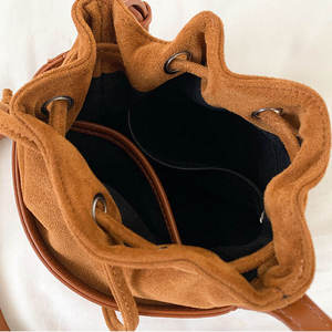 Sac bandoulière en cuir pour femme, personnalisé, de haute qualité et tendance, sac seau pour femme - Product Image 2