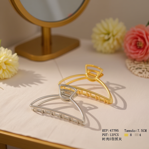 Pince à cheveux en métal de type D, 7,5 cm, tendance, pour femmes - Product Image 3