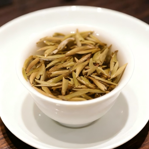 Té Blanco Fuding Silver Needle <span class=keywords><strong>de</strong></span> Primera Calidad 2022, Té Blanco Orgánico <span class=keywords><strong>de</strong></span> Elaboración Artesanal <span class=keywords><strong>Antigua</strong></span>, Té Blanco Chino Suave y Nutritivo para el Estómago - Product Image 4