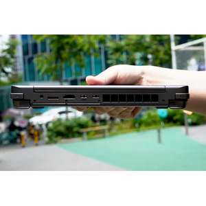 Máy tính chơi game cầm tay 2025 GPD WIN Max 2 AI 9 HX 370 - Product Image 6