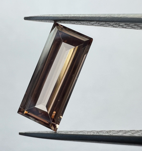 Diamant de laboratoire sophistiqué, taille baguette émeraude, lignes nettes et parfaites, beauté intemporelle, bagues de fiançailles personnalisées - Product Image 3