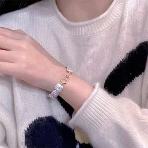 Zhuji Zhizhen's Luxurious Baroque Pearl <b>Solid</b> <b>Silver</b> <b>Bracelet</b> Unique Niche Design with Light Luxury Style - Product Image 2