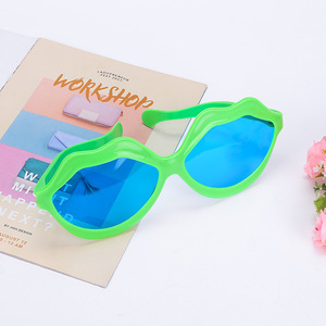 Surdimensionné fête vacances fournitures Halloween drôle lunettes coloré lèvres conception grandes lunettes mignon enfants lèvres lunettes <span class=keywords><strong>de</strong></span> soleil - Product Image 6