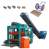 Machine à fabriquer des briques diesel Qt4 - 25 Machine semi-automatique à fabriquer des blocs creux Machine à fabriquer des briques en ciment à emboîtement