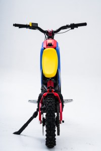 Motocicleta eléctrica todoterreno con pantalla TFT para la aventura - Product Image 3