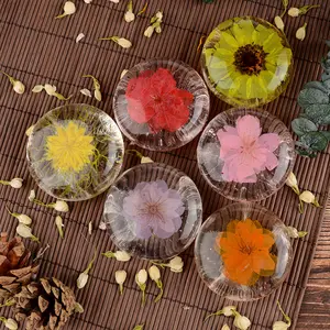 Großhandel Handelsmarke 100% natürliche Säure Seife Haut Feuchtigkeit spendende Amino Transparente handgemachte Seife mit trockenen Blumen für Hand gesicht