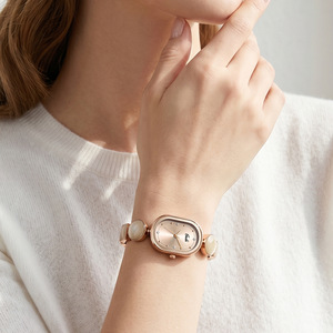 Women's Oval Quartz <b>Watch</b> <b>Diamond</b>-Studded Bracelet Waterproof Quartz <b>Watch</b> Simple and Versatile Fashion Women's <b>Watch</b> - Product Image 1