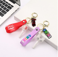 Porte-clés en silicone 3D KPOP JUNGKOOK JIMIN V SUGA, porte-clés J-HOPE RM JIN, accessoires pour sac à dos, cadeaux pour les fans du World Tour