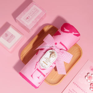 Novo Produto 2025: Presentes com Tema de Rosa para Mulheres, Conjuntos de Cesta de Presentes para Mãe com Velas Aromáticas - Product Image 3