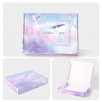Boîte cadeau avion en matériau biodégradable certifié, fabrication soignée, détails raffinés, pelliculage mat, revêtement UV, personnalisable