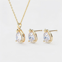 Parures de bijoux raffinés, parure de bijoux vintage, parure de mariée pour femme, colliers à chaînes tendance, colliers pendentifs, boucles d'oreilles pendantes