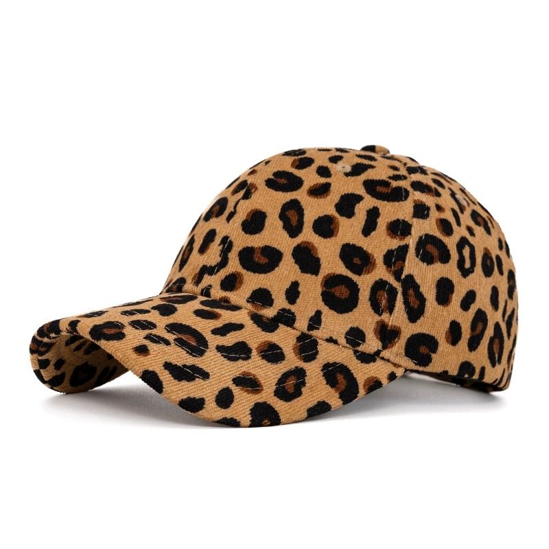 สีกากีพิมพ์ลายเสือดาวที่ยอดเยี่ยม