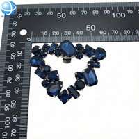 Breloques de chaussures en métal triangulaires brillantes avec boucles, clips de chaussures DIY en diamant et perles pour femmes, accessoires d'ornement pour chaussures