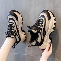 Chaussures tendance pour femmes printemps-automne 2024, baskets décontractées polyvalentes pour le campus avec fermeture à lacets, semelle épaisse, nouveau style