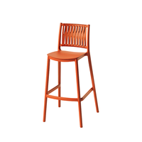 Chaises de bar empilables au design moderne OEM ODM, en polypropylène PP, avec repose-pieds