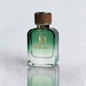 Botella <span class=keywords><strong>de</strong></span> Perfume Cuadrada <span class=keywords><strong>de</strong></span> Lujo <span class=keywords><strong>de</strong></span> 30 ml y 50 ml, Botella <span class=keywords><strong>de</strong></span> Vidrio Negra Ámbar con Caja <span class=keywords><strong>de</strong></span> Regalo y Tapa <span class=keywords><strong>de</strong></span> Cuero, Superventas - Product Image 4