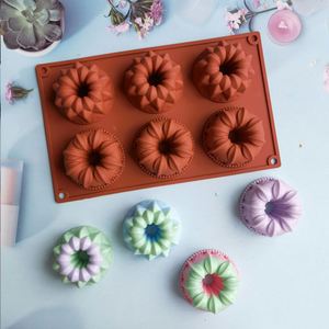 Molde de Silicona 3D Personalizado con Logotipo para Chocolate y Pasteles - Product Image 5