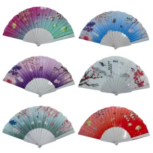 Abanico Plegable de Encaje Blanco y Negro Español con Estampado Floral de Plástico y Proceso de Lámina Dorada, Estilo Chino de Verano para Danza - Product Image 5