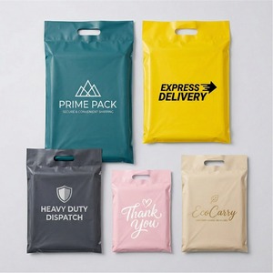 Busta per Corriere all'Ingrosso in Polietilene con Manico Fustellato per Giacche e Pacchi Pesanti, Scatole per Scarpe e Imballaggi Voluminosi per Abbigliamento - Product Image 1