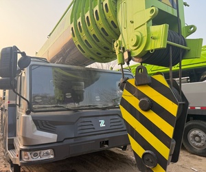 Grúa todoterreno Zoomlion QAY180 usada de 180 toneladas, año 2020, segunda mano, grúa QAY260 en venta - Product Image 3