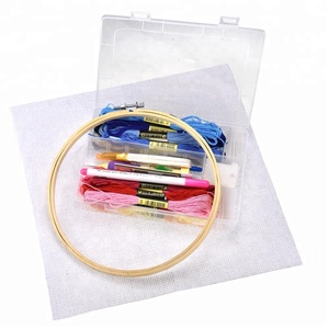 Set de 32 Piezas <span class=keywords><strong>para</strong></span> Bordado de Moda <span class=keywords><strong>con</strong></span> Hilo, Lápiz Mágico de Bordado y <span class=keywords><strong>Aguja</strong></span> de Punch, Aro de 20cm, Herramientas de Costura de Poliéster/Algodón - Product Image 3