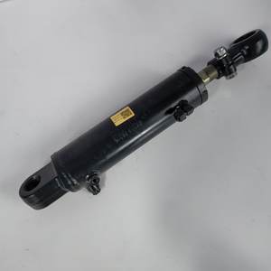 กระบอกไฮดรอลิกสำหรับยกเทียวนอกของรถยกดูซาน รุ่น D30G D30GP D30F แบบเหล็กยืดหดได้ ยกเทียวนอกด้านซ้าย - Product Image 4