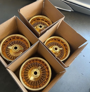 Ruedas Dayton Lowrider 13x7 Rev 100 con radios cruzados, completamente doradas, de 2 barras - Product Image 3