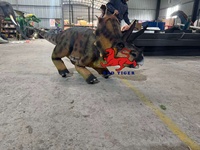 Dinosaure robotique réaliste Triceratops animatronique pour fêtes et événements