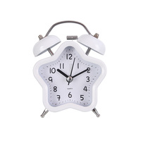 Réveil de table créatif et mignon en forme d'étoile pour enfants et étudiants, silencieux, classique et tendance, idéal comme cadeau