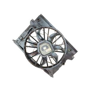 Ventilador Eléctrico de Radiador Usado Original Compatible con Mercedes E200 E300 W211 Clase E, Piezas de Automóvil - Product Image 3