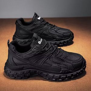 Giày thể thao thoáng khí, đơn giản, bền, linh hoạt và chống trơn trượt, phù hợp cho cả hoạt động chạy và hoạt động bình thường. - Product Image 3