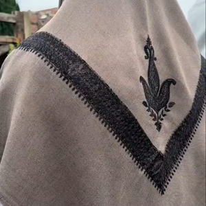 Lana <span class=keywords><strong>Yeman</strong></span> Arabia Saudita hombres bordado Shemagh Omani Masar oración Keffiyeh Bandana bufanda acrílico chal 50x50 pulgadas mezcla de colores - Product Image 1