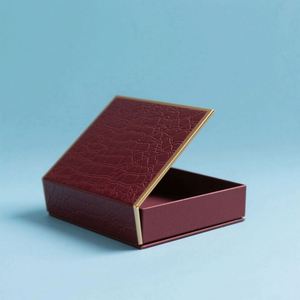 Custom High-End Embossed Matt Lamination Coated Paper Quran Gift Box Magnetic Closure Rigid Box Set <b>Socks</b> <b>Fur</b> Muslim Gifts - Product Image 3