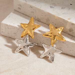 Boucles d'oreilles étoiles en acier inoxydable plaqué or 18 carats, forme géométrique bicolore, bijoux cadeau - Product Image 3