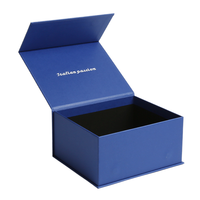 Boîte rigide en kraft bleu sur mesure de luxe avec fermeture magnétique, emballage étanche pour cadeaux, pelliculage mat, gaufrage, estampage à chaud du logo
