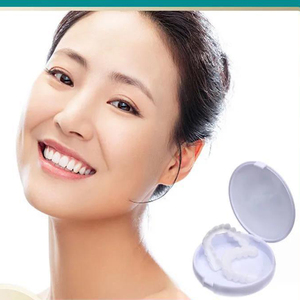 <span class=keywords><strong>ฟัน</strong></span><span class=keywords><strong>ปลอม</strong></span>แบบไม่มีรู ขายดี อุปกรณ์เสริมความงามฟัน <span class=keywords><strong>ฟัน</strong></span><span class=keywords><strong>ปลอม</strong></span><span class=keywords><strong>ซิ</strong></span><span class=keywords><strong>ลิ</strong></span><span class=keywords><strong>โคน</strong></span> <span class=keywords><strong>ฟัน</strong></span><span class=keywords><strong>ปลอม</strong></span>บนและล่าง <span class=keywords><strong>ฟัน</strong></span><span class=keywords><strong>ปลอม</strong></span>ฟอกสี - Product Image 4