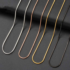 <span class=keywords><strong>Collana</strong></span> a maglie geometriche con catena a serpente in acciaio inossidabile placcata <span class=keywords><strong>oro</strong></span> 18K per <span class=keywords><strong>collana</strong></span> a serpente rotonda <span class=keywords><strong>sottile</strong></span> Unisex - Product Image 3