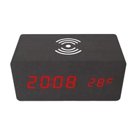 Houten Digitale Led Wekker Met Draadloze Telefoon Opladen Tafel Klok Relatiegeschenk Logo Custom New Design Desktop Klok