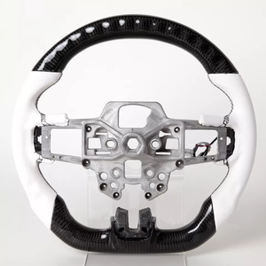 Volante Deportivo de Fibra de Carbono Real con Luces LED de Cambio de Marcha, Diseño Elegante, para <span class=keywords><strong>Ford</strong></span> <span class=keywords><strong>Mustang</strong></span> <span class=keywords><strong>GT</strong></span> <span class=keywords><strong>2018</strong></span>, 2019 y 2020 - Product Image 3