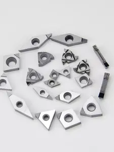Fabricante oferece inserções de diamante de boa qualidade Pcd Cbn inserções sólidas ferramentas de carboneto Pcd Cbn lâminas de torneamento inserções