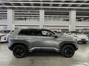 รถยนต์ BYD Fangchengbao Titanium 3 รุ่นปี 2025 ระยะทางวิ่งสูงสุด 501 กม. ขับเคลื่อนล้อหลัง รุ่น MAX ภายในเบาะหนังสีเข้ม ล้อแม็ก R18 รถ SUV 5 ที่นั่ง พร้อมถุงลมนิรภัย 7 ชิ้น ระบบความปลอดภัย L2 ADAS - Product Image 5