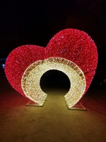 Luces decorativas LED románticas en forma de arco 3D con clasificación IP65 para entradas de bodas, caminos de parques, Navidad y exhibiciones de San Valentín.