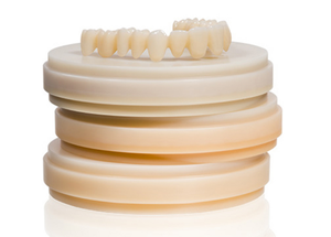 Disco <span class=keywords><strong>PMMA</strong></span> per dente temporaneo rosa doppio strato <span class=keywords><strong>PMMA</strong></span> blocchi di resina per laboratorio dentale materiali Mono multistrato per odontoiatria - Product Image 4