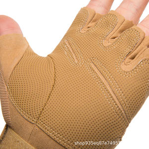 ถุงมือกีฬากลางแจ้งแบบครึ่งนิ้ว หนังสังเคราะห์และโพลีเอสเตอร์ สไตล์คลาสสิก สำหรับทุกเพศ เหมาะสำหรับปั่นจักรยานและฝึกซ้อม - Product Image 3