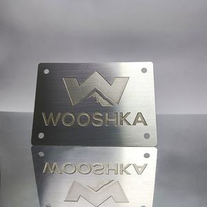 Promotion de gros étiquettes de parfum imperméables de luxe personnalisées estampage d'or adhésif vinyle design professionnel pour - Product Image 1